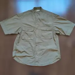 GUカーキ ワークシャツ Ｓサイズ 2ポケット