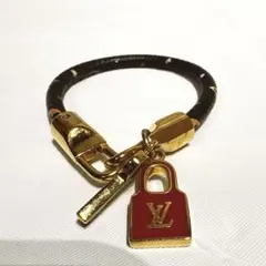 【値下中！】LOUIS VUITTON ロックチャームブラスレ　ルイヴィトンのサムネイル