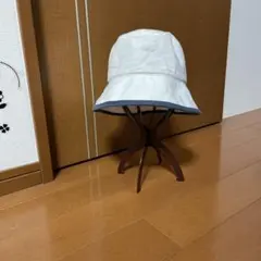 ホワイト/ネイビー バケットハット