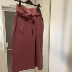 green label relaxing リボン付きピンクタイトスカート