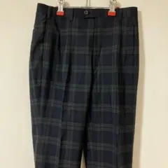 チェックパンツ