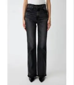 MOUSSY MVS BLACK FLARE 23インチ