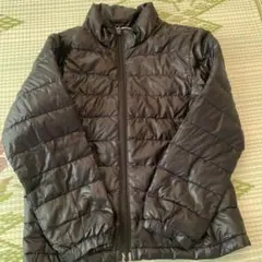 軽くて着やすい　綿ジャンパー　黒色