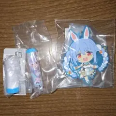 ホロライブ　ミニチュアペンライトチャーム カプセルラバーマスコット　兎田ぺこら