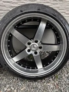 ロクサーニ　グラスターファイブ　245/40R20 20インチ　タイヤ溝有りのサムネイル