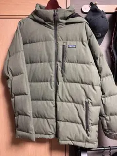 Patagonia フード付きダウンジャケット オリーブグリーン
