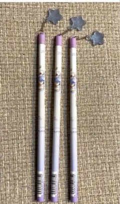 新品★スヌーピー　チャーム付き鉛筆3本のサムネイル