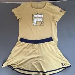 FILA テニスウェア 上下セット カーキとネイビー Mサイズのサムネイル