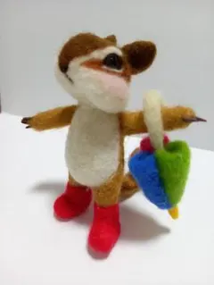 雨上がりリス 羊毛フェルト