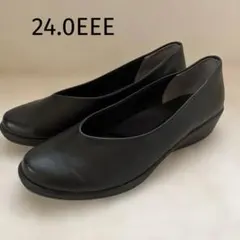 Pansy パンプス 24.0EEE超軽量 Vカット ブラック　黒