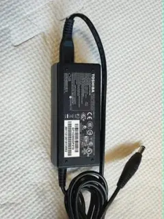 東芝 TOSHIBA ノートパソコン用アダプター PA3469U-1ACA - メルカリ