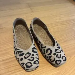 VIVAIA スクエアトゥフラットシューズ