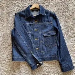 Item thumbnail for item 96db30ac-d158-4ad6-966b-9f04d519c725