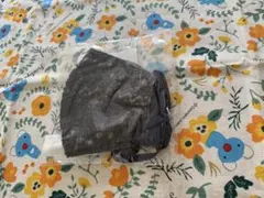 28. 雑貨　レースマスク　くぼっち