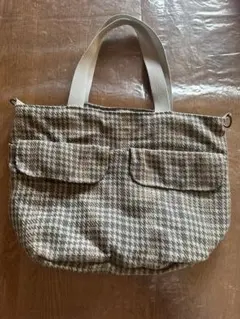 チェック柄 トートバッグ 大容量 ポケット　マジックテープ　グレー　ハンドバッグ