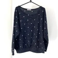 Sorridere 星柄がキュートなニット風トップス　分厚すぎず着太り防止を期待