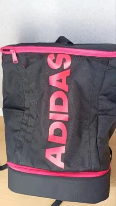 ADIDAS バックパック 黒・ピンク