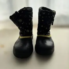 IGNIO スノーブーツ　22cw 黒/黄色 スター&スカルデザインブーツ