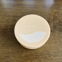 乾燥さん 保湿力スキンケアバームファンデーション 02