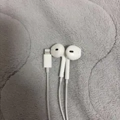 iPhone 純正 Lightningコネクタ 有線イヤホン