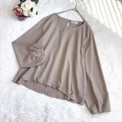 大きいサイズ✨ トップバリュ ピュアラスト（LL）長袖ブラウス モカ 裏地付きのサムネイル