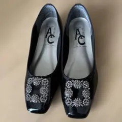 ビジュー付き ブラックパンプス 日本製