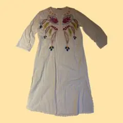 ZARA刺繍入り ロングワンピース ホワイト