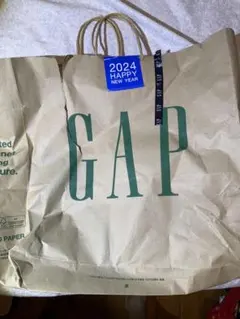 GAP 5着セット　（ジャケットとTシャツセット）