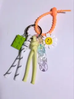 バッグチャーム　じゃらじゃらキーホルダー