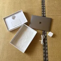 Apple MacBook Air M1 2020 本体のサムネイル