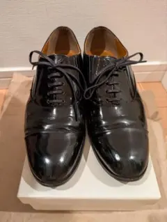 シェトワ　本革エナメルレースアップシューズ
