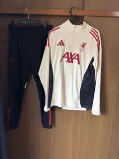 adidas リバプール　LFC ジャージセット Lサイズ