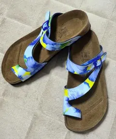 美品　BIRKENSTOCK サンダル 花柄 24cmのサムネイル