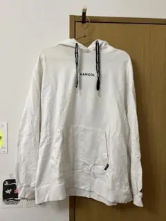 スピンドルロゴプリントパーカー