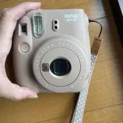 チェキ本体　フジフィルム　instax mini8+