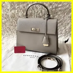 Item thumbnail for item b5ede0c3-46b0-4f88-a912-e5eb05b938cc