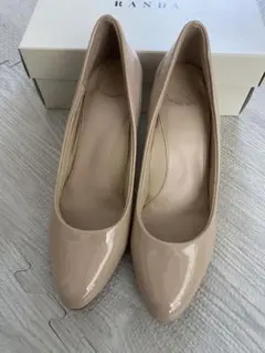 RANDA ピンクベージュ ポインテッドトゥ ハイヒール