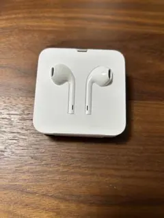 iPhone 純正　ライトニング　イヤホン