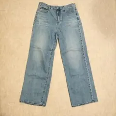 UNIQLO JEANS ストレートデニム ライトブルーのサムネイル