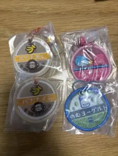 サンリオキャラクターズミルクキャップシアーチャーム ポチャッコ、おさるのもんきち