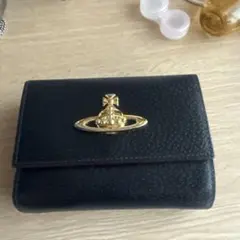 ヴィヴィアンウエストウッド 三つ折財布
