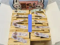 ラブブ　PIN FOR LOVE イニシャル　アルファベット　キーリングI