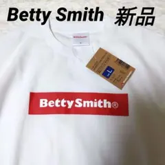 **Sakura。様** 新品タグ付き betty smith ロゴ Tシャツのサムネイル