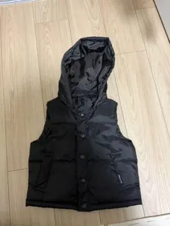 COMME CA ISM ブラックダウンベスト 100cm