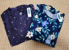 【新品】OLD NAVY 星柄紫 花柄紺 長袖Tシャツ 2枚組 女の子 140のサムネイル
