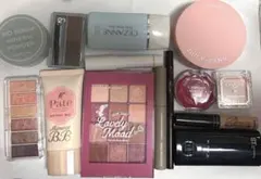 アイシャドウパレット　コンシーラー　パウダー　下地　コスメまとめ売り　化粧品一式