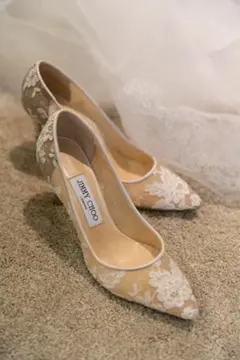 JIMMY CHOO レースパンプス 36.5のサムネイル