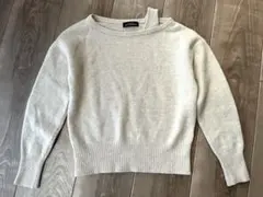 美品☆ウール100%☆ライトベージュ クルーネック アシンメトリー　アローズ