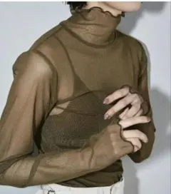 トゥデイフル　オリーブグリーン メッシュ タートルネック 長袖