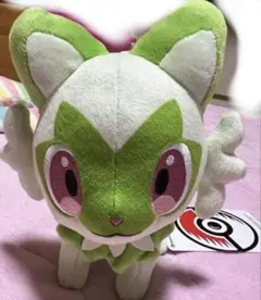 新品★ポケモン　ニャオハぬいぐるみ　タグ付き　ポケモンセンター限定